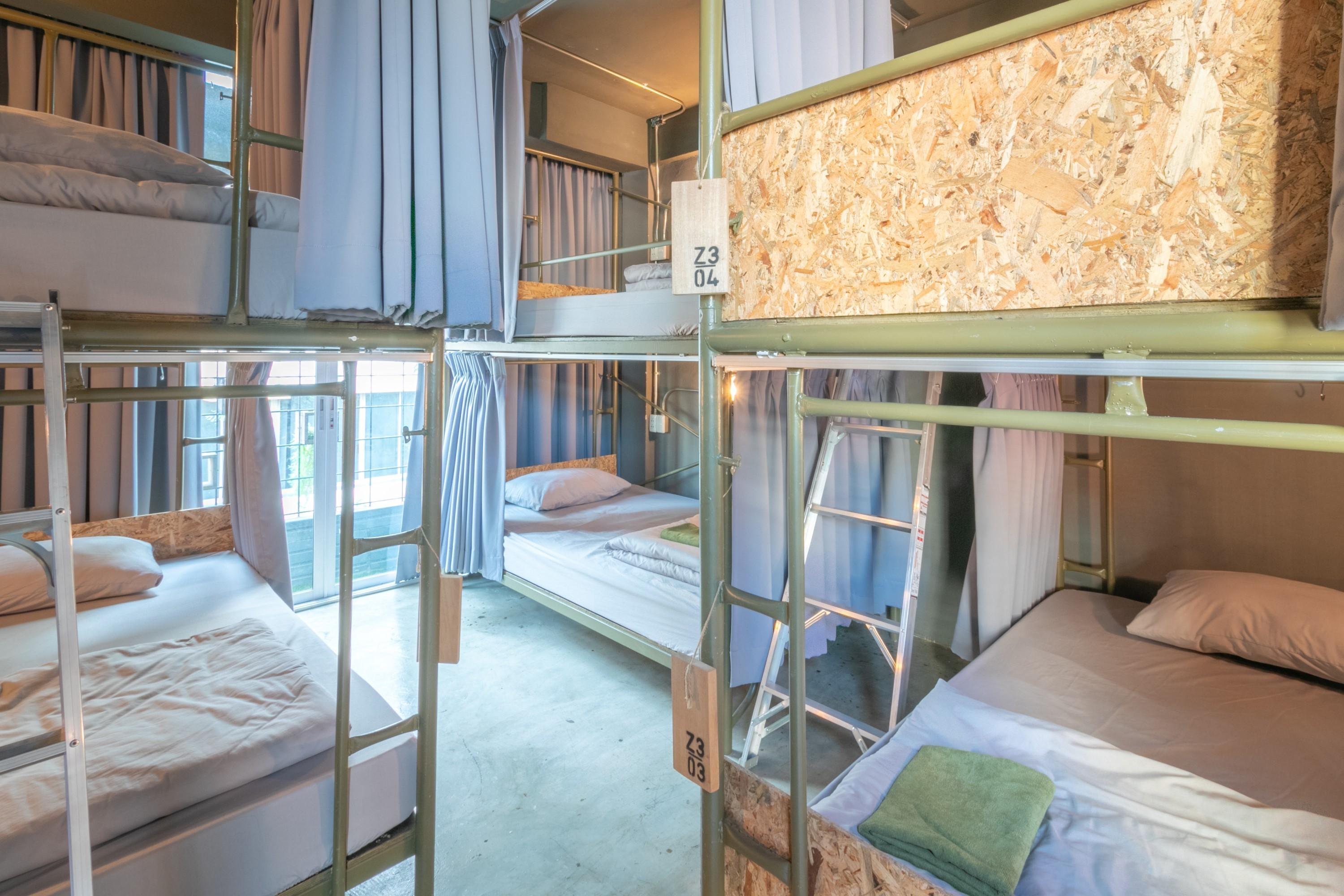 Zhelter'Bkk Hostel Bangkok Kültér fotó