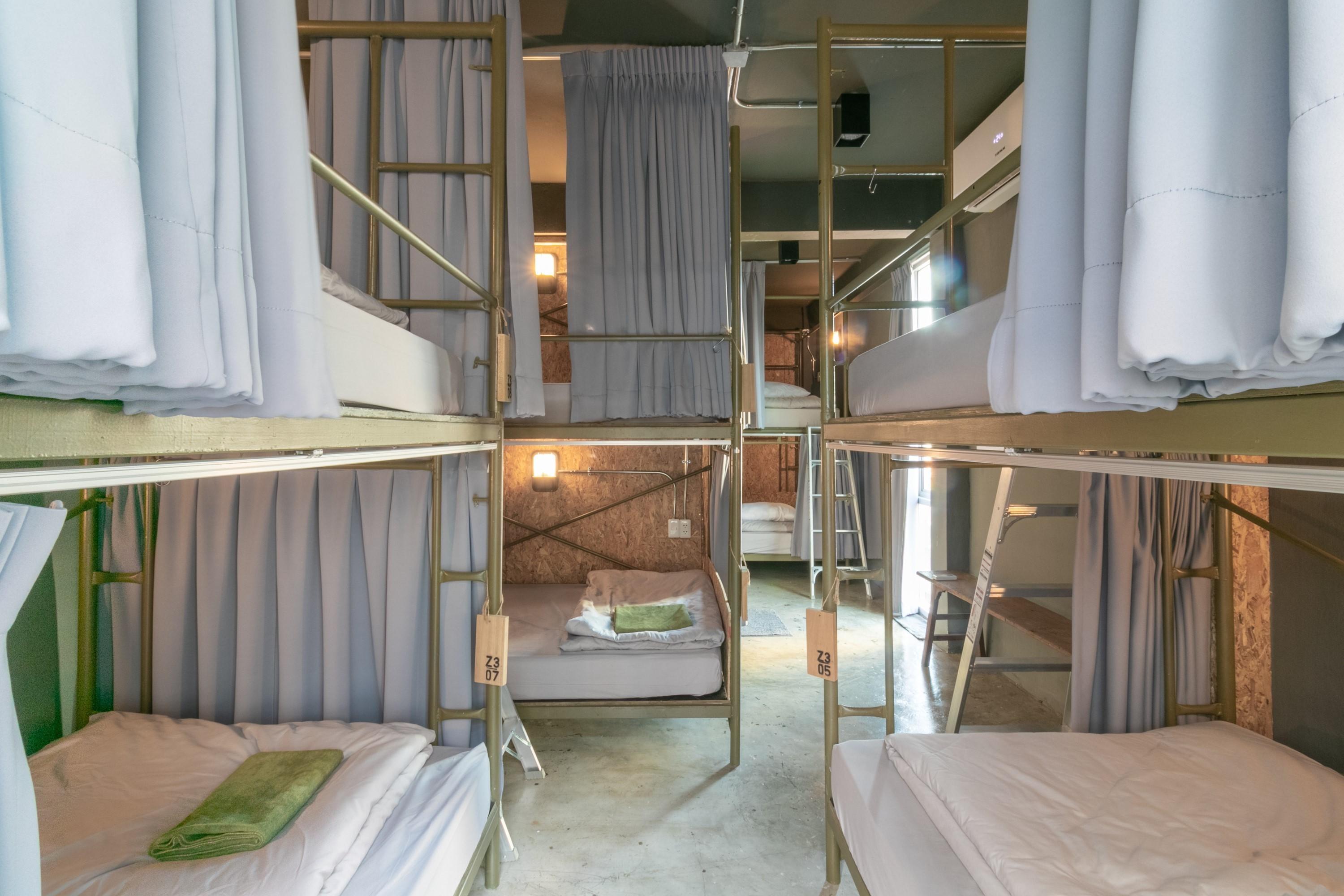 Zhelter'Bkk Hostel Bangkok Kültér fotó