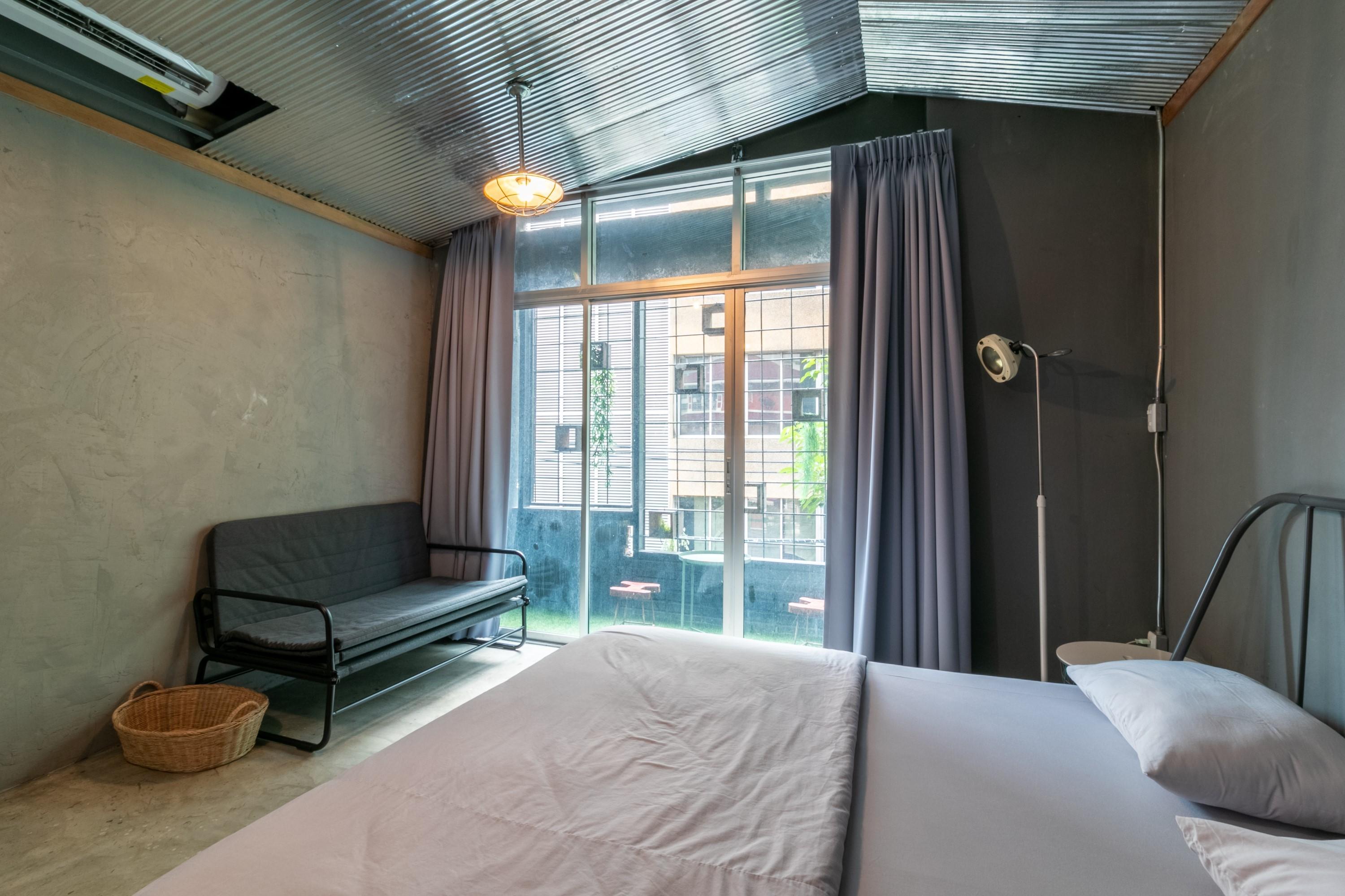 Zhelter'Bkk Hostel Bangkok Kültér fotó