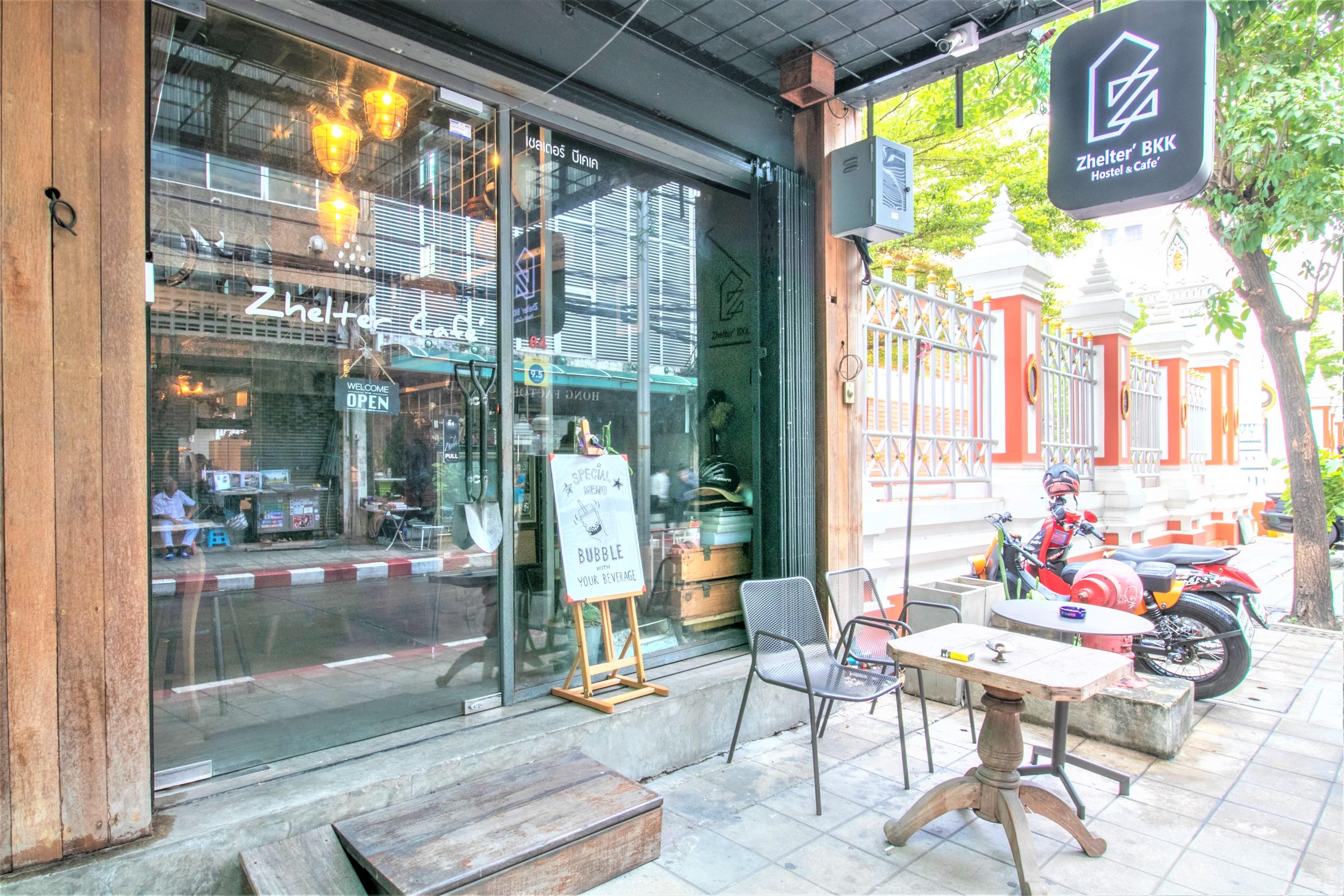 Zhelter'Bkk Hostel Bangkok Kültér fotó