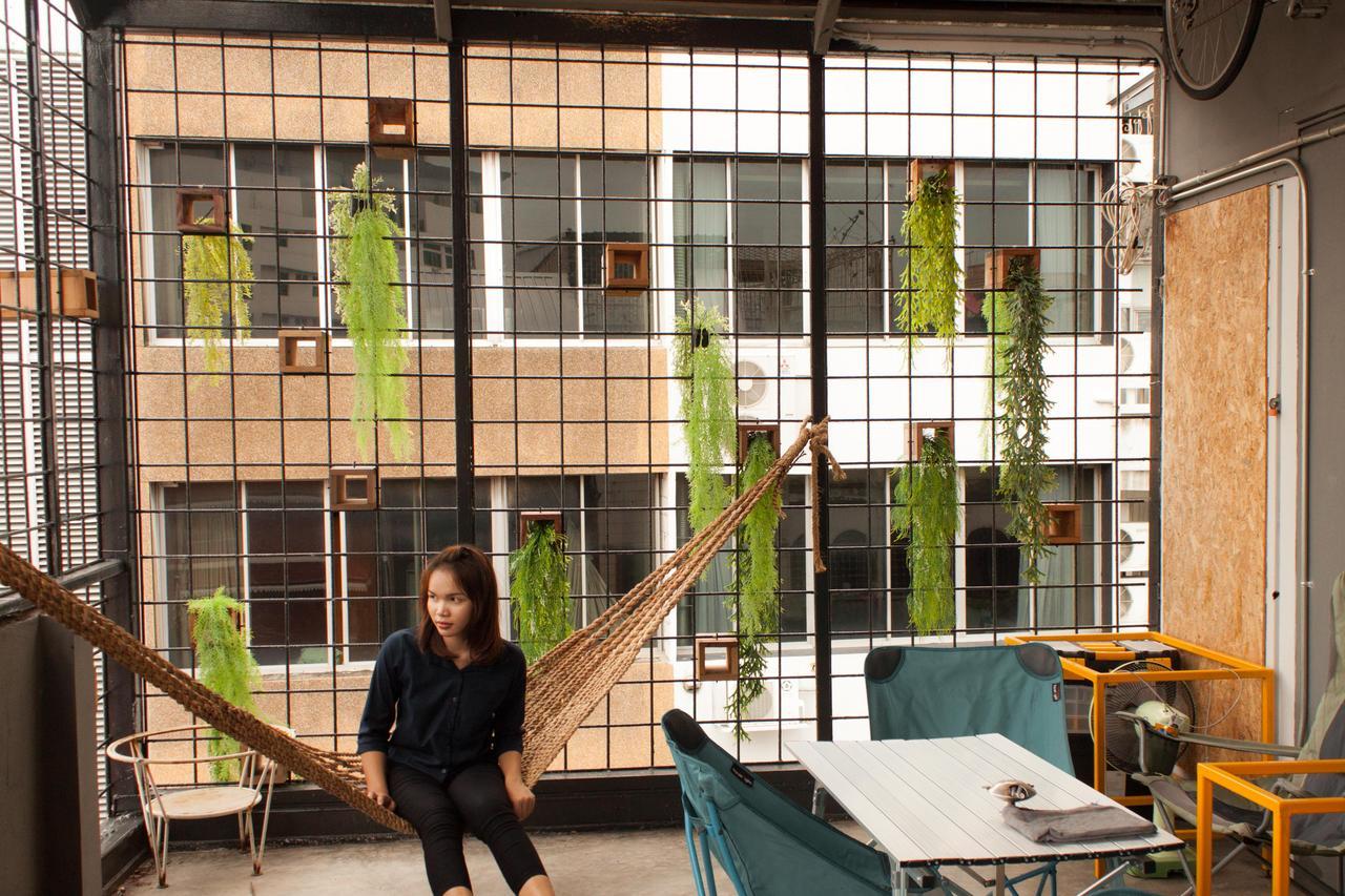 Zhelter'Bkk Hostel Bangkok Kültér fotó