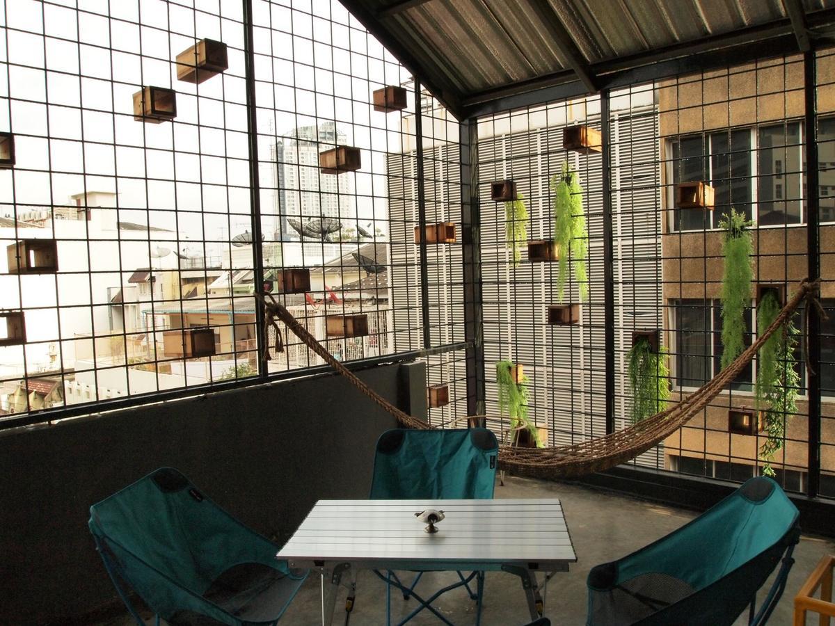 Zhelter'Bkk Hostel Bangkok Kültér fotó